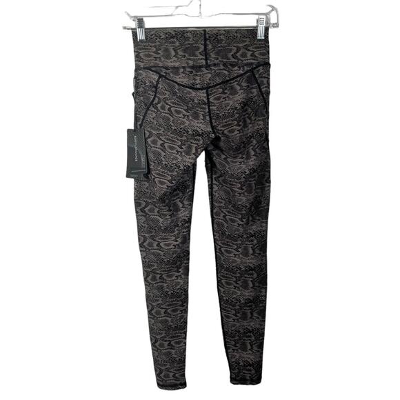NWT Body Language Python Print Athletic Leggings Size Small - Picture 5 of 12